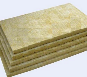 選用【巖棉保溫板】節(jié)能，節(jié)能時代。